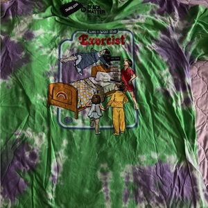 Hot Topic Green Graphic Tee